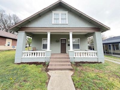 718 N Main St, Nevada, MO, 64772