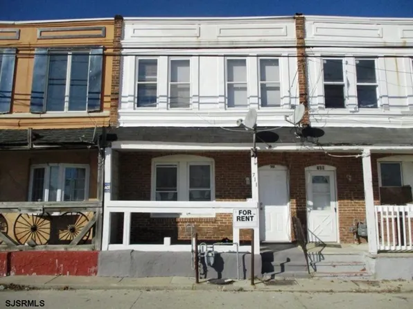 711 Harris Pl, Atlantic City, NJ 08401