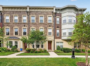 809 Fair Winds Way, Oxon Hill, MD 20745