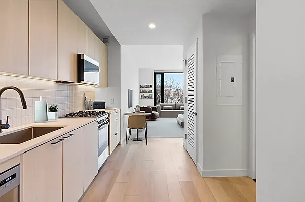 Rented by Living New York | media 2