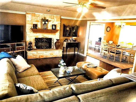 5th image of 5200 Pecan Place Dr