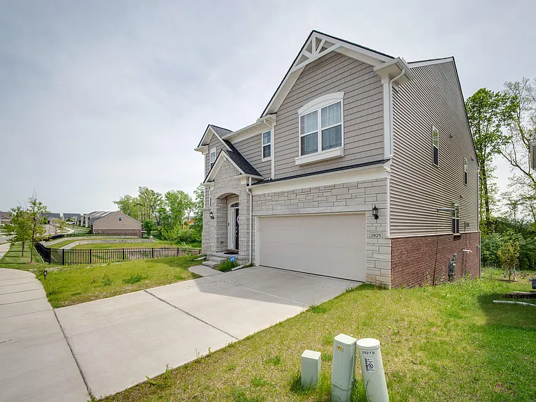 2825 Dillon Dr — Photo 42
