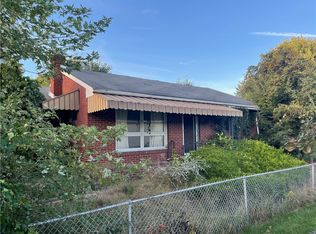 38 3rd Ave, Scottdale, PA 15683