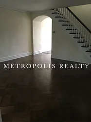 Rented by Metropolis International Realty Inc.