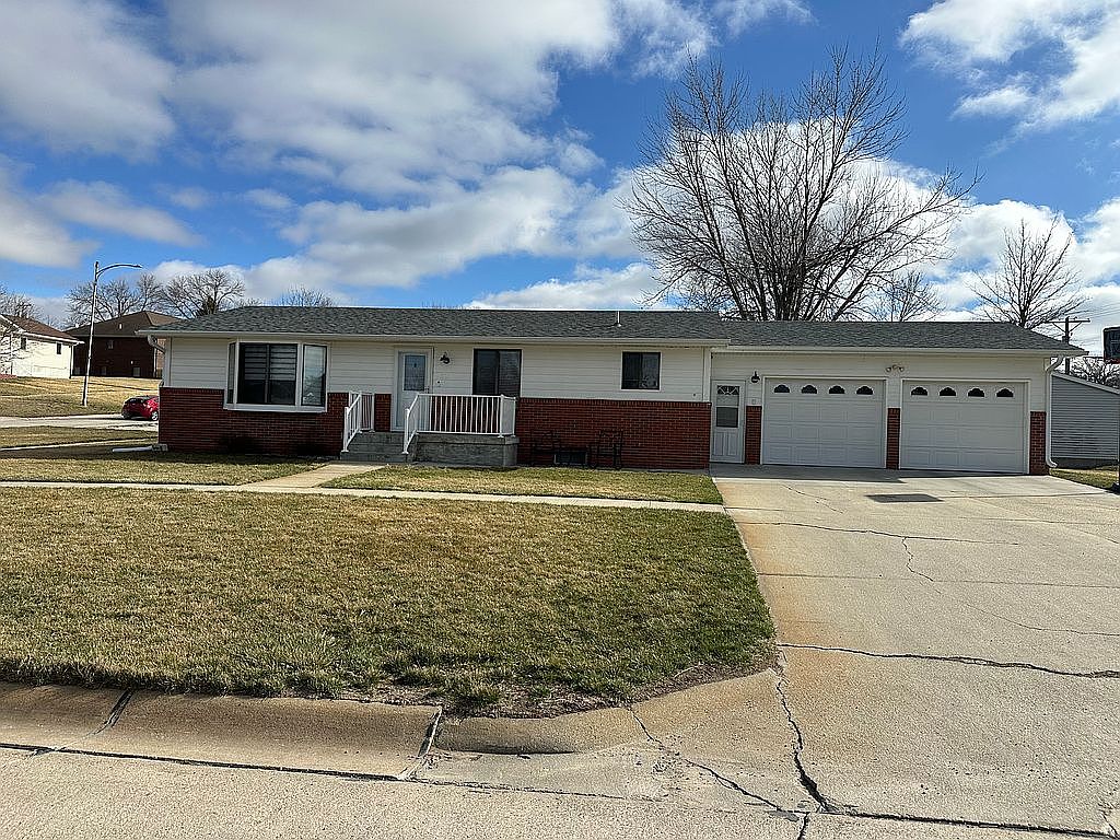 301 Grace St, Howells, NE 68641 Zillow