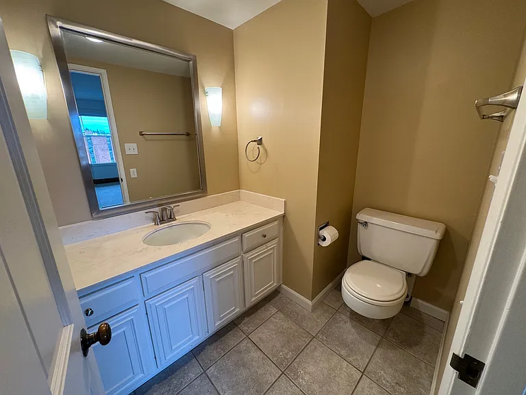 2330 43rd Ave E #1 — Photo 48