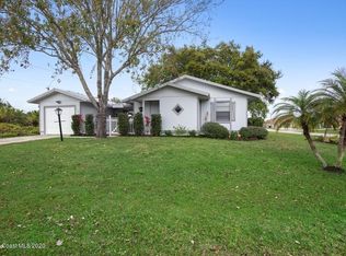 1099 Hosbine St SE, Palm Bay, FL 32909
