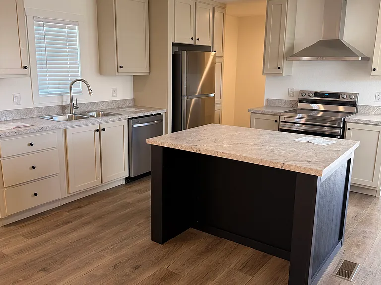 2650 W Union Hills Dr #123 — Photo 3