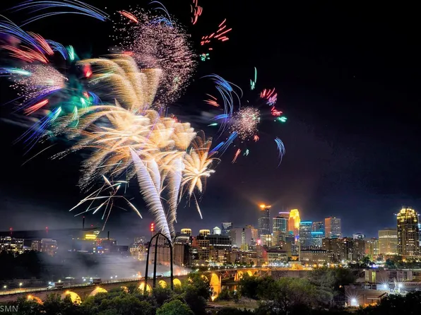 521 2nd St SE APT 410, Minneapolis, MN 55414