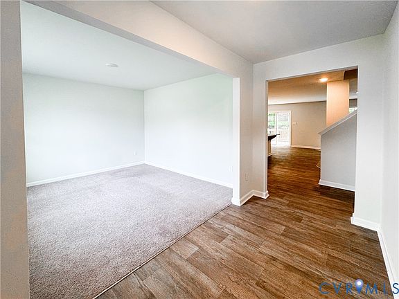 5th image of 5849 Hereld Green Dr
