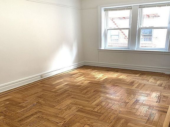 5th image of 3515 72nd St APT 3B