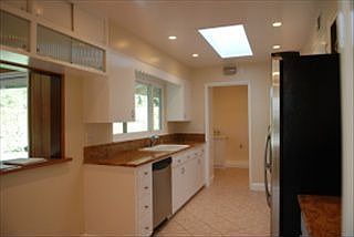 4th image of 730 Woodland Dr