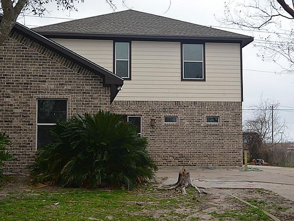 This is the home you have been searching for! Four big bedrooms, two bathrooms on a nicely sized hom