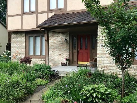 4th image of 565 Brightstone Dr
