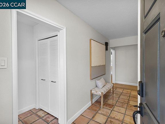 4th image of 205 Castle Hill Ranch Rd