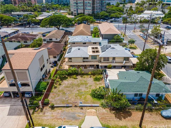 1807 Lime St, Honolulu, HI 96826
