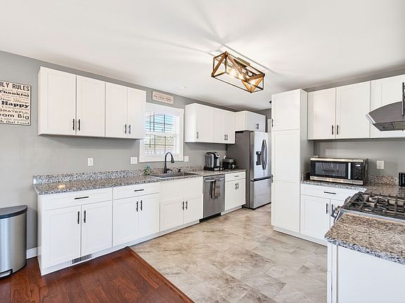 4th image of 3432 Wj Robinson Rd