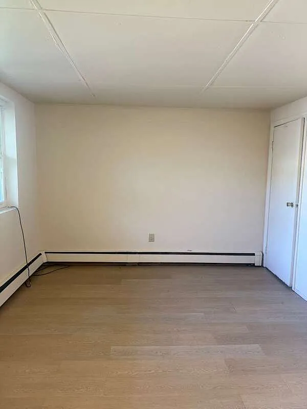 1 bed, 1.0 bath, $1,100 — Photo 4