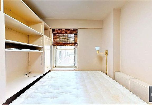 5th image of 159 W 53rd St APT 17A
