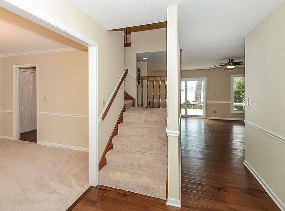 2nd image of 136 Mainsail Dr