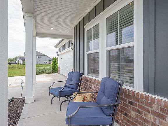 5th image of 6103 Gladstone Ln