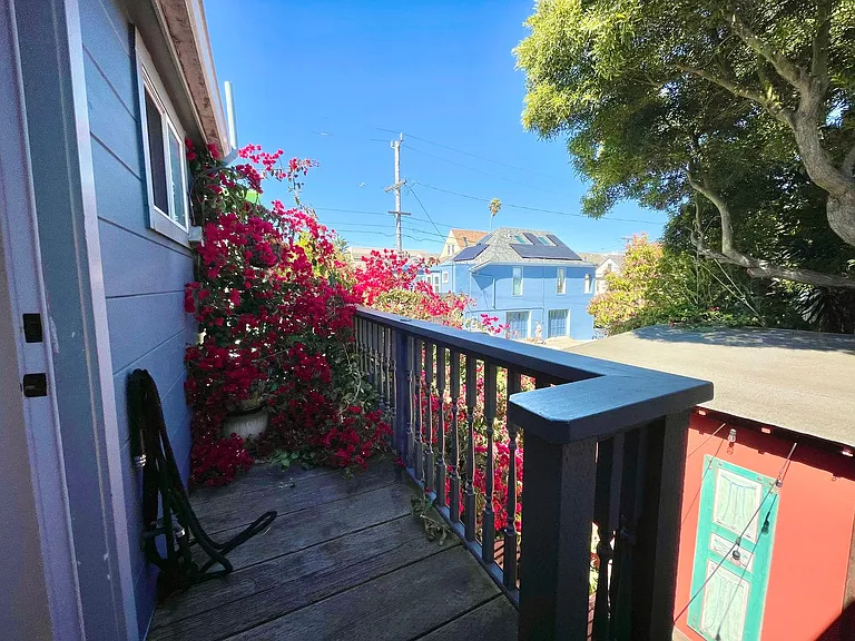 3901-3901 1/2 Folsom Street — Photo 19