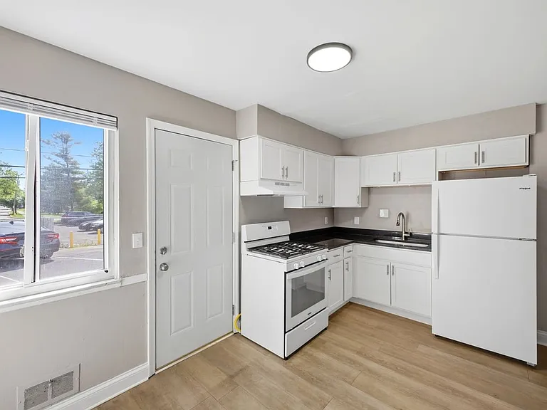 5840 N Meadows Blvd #D — Photo 21