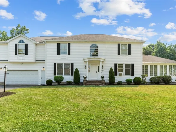 159 Betty Ann Ln, Dracut, MA 01826