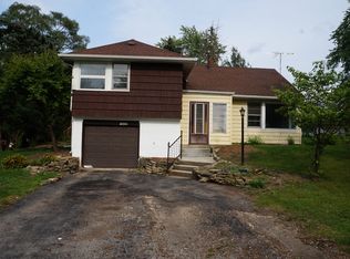 14439 S Smith Rd, Lockport, IL 60441