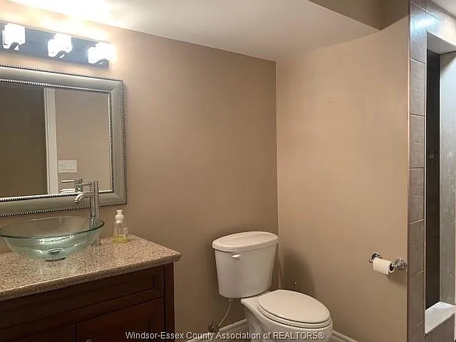 2205 Edgemore Ave #BASEMENT — Photo 20