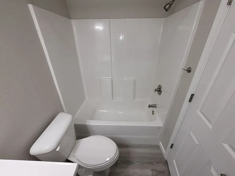 116 W Main St — Photo 6