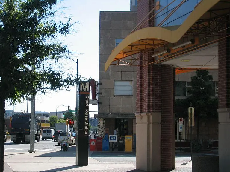 16th Street Apartments — Photo 14