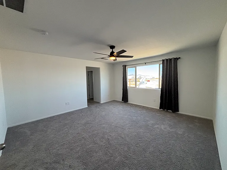 W Quail Ave — Photo 48