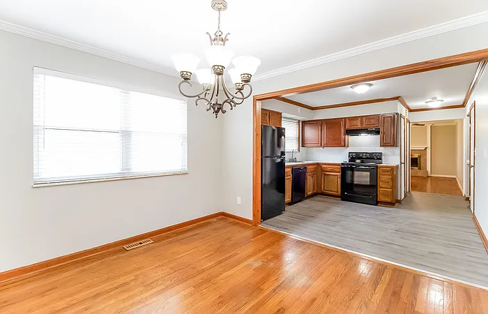 1692 Citadel Pl — Photo 3