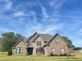 5 Northern Leaf Dr, Oakland, TN 38060