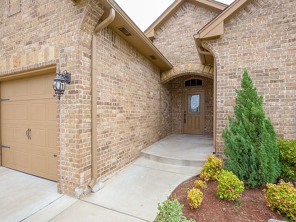 3rd image of 13436 Cross Vine Ct