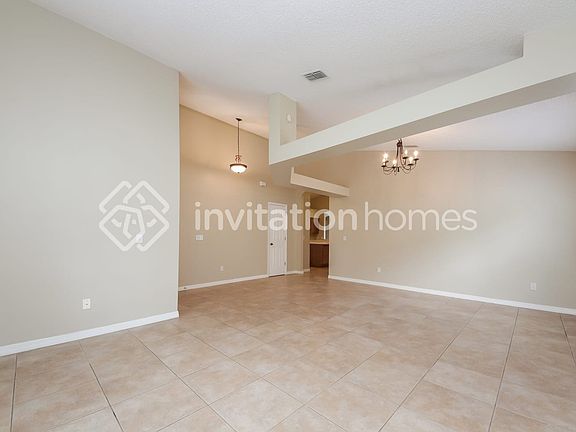5th image of 172 Brushcreek Dr
