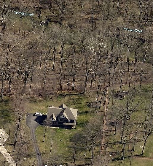 2nd image of 1439 Hickory Hill Dr