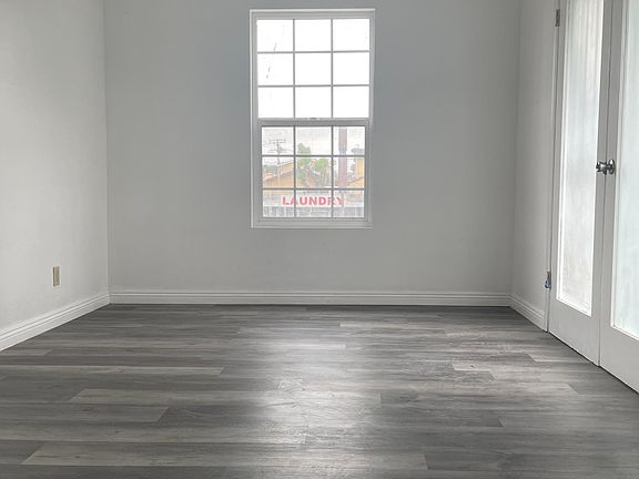 4th image of 3203 W Florence Ave
