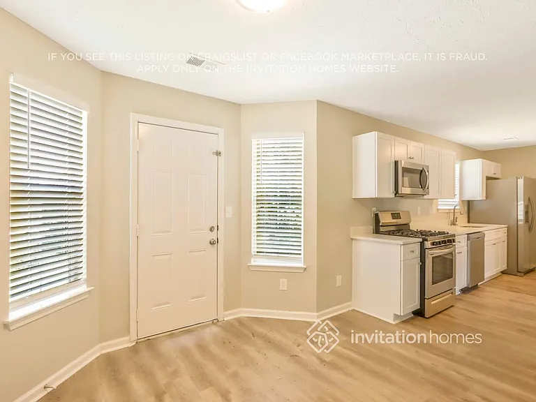 5618 Wellborn Creek Dr — Photo 12