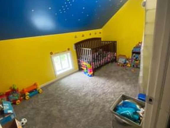 280 Broadway Bedroom