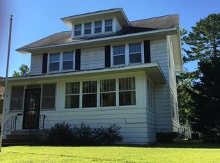 2022 Main St, La Crosse, WI 54601