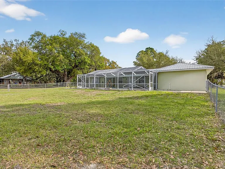 2065 Oak Beach Blvd — Photo 39