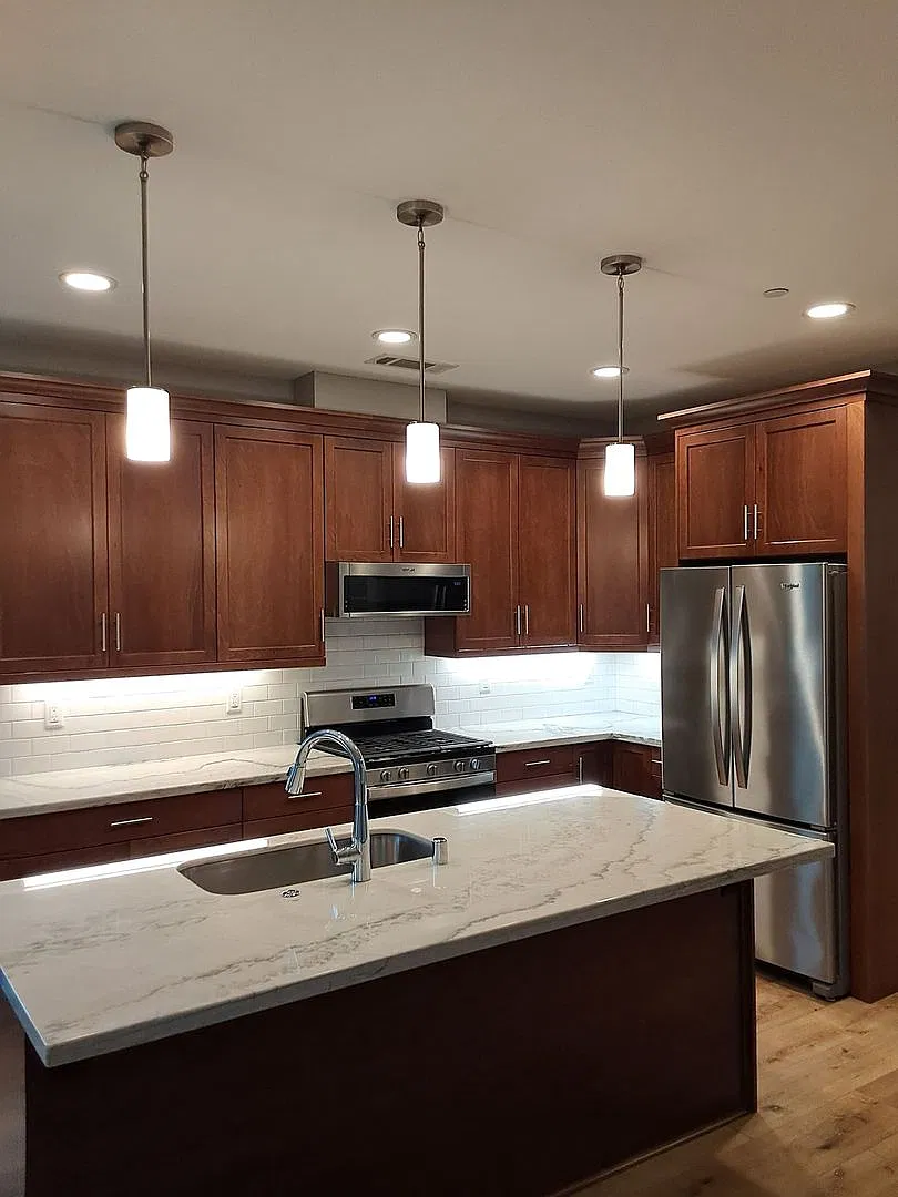 Newer home in lower Paradise — Photo 2