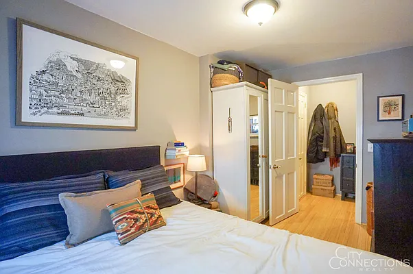 Rented by City Connections Realty | media 27