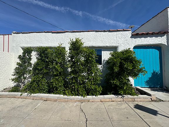 2nd image of 2669 Clyde Ave #1/4