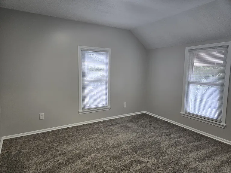 621 Geiger Ave SW — Photo 19