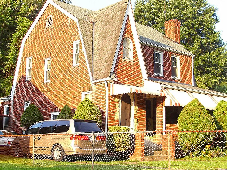 2nd image of 1232 26th St