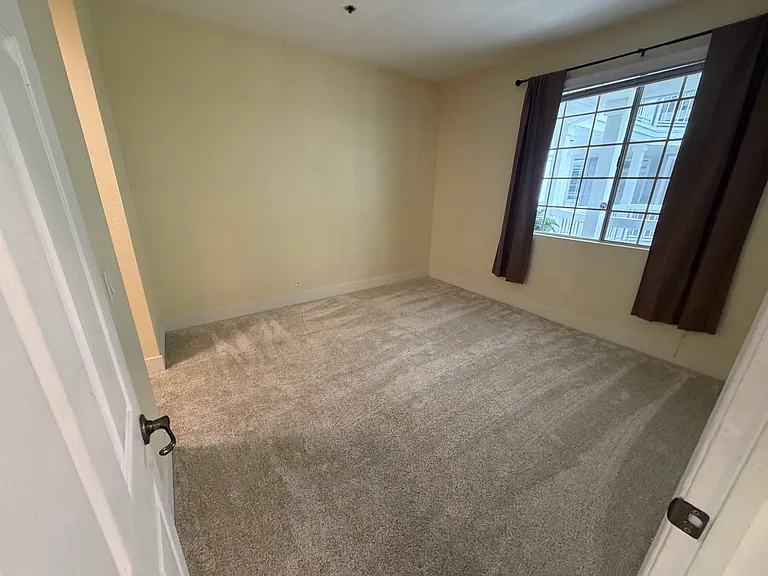20371 Bluffside Cir #204 — Photo 3