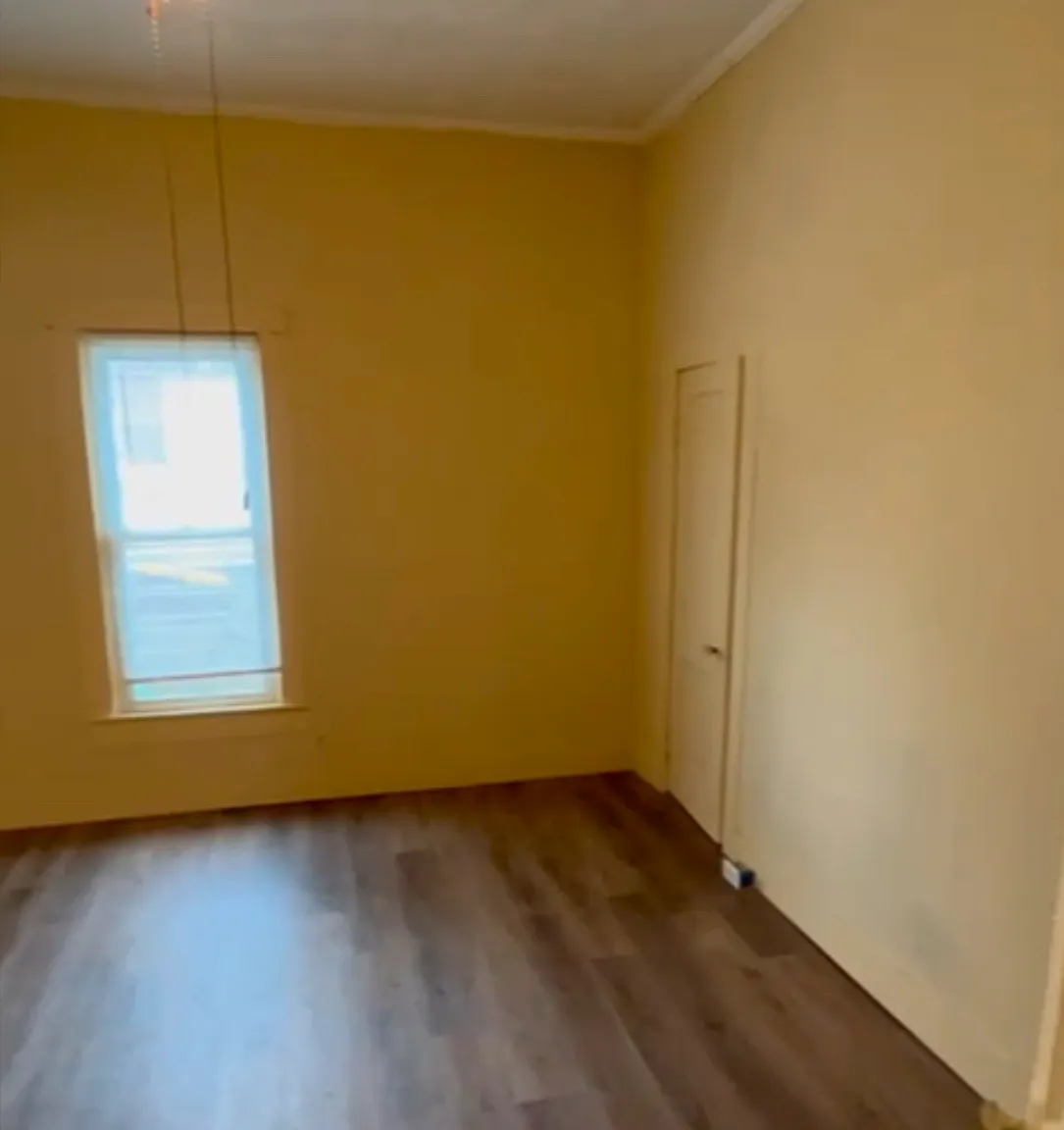 3 bed, 1100 sqft, $900 — Photo 2